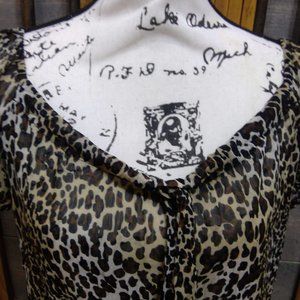 Xhiliration Women's Leopard-Cheetah Print High-Low Maxy Top M